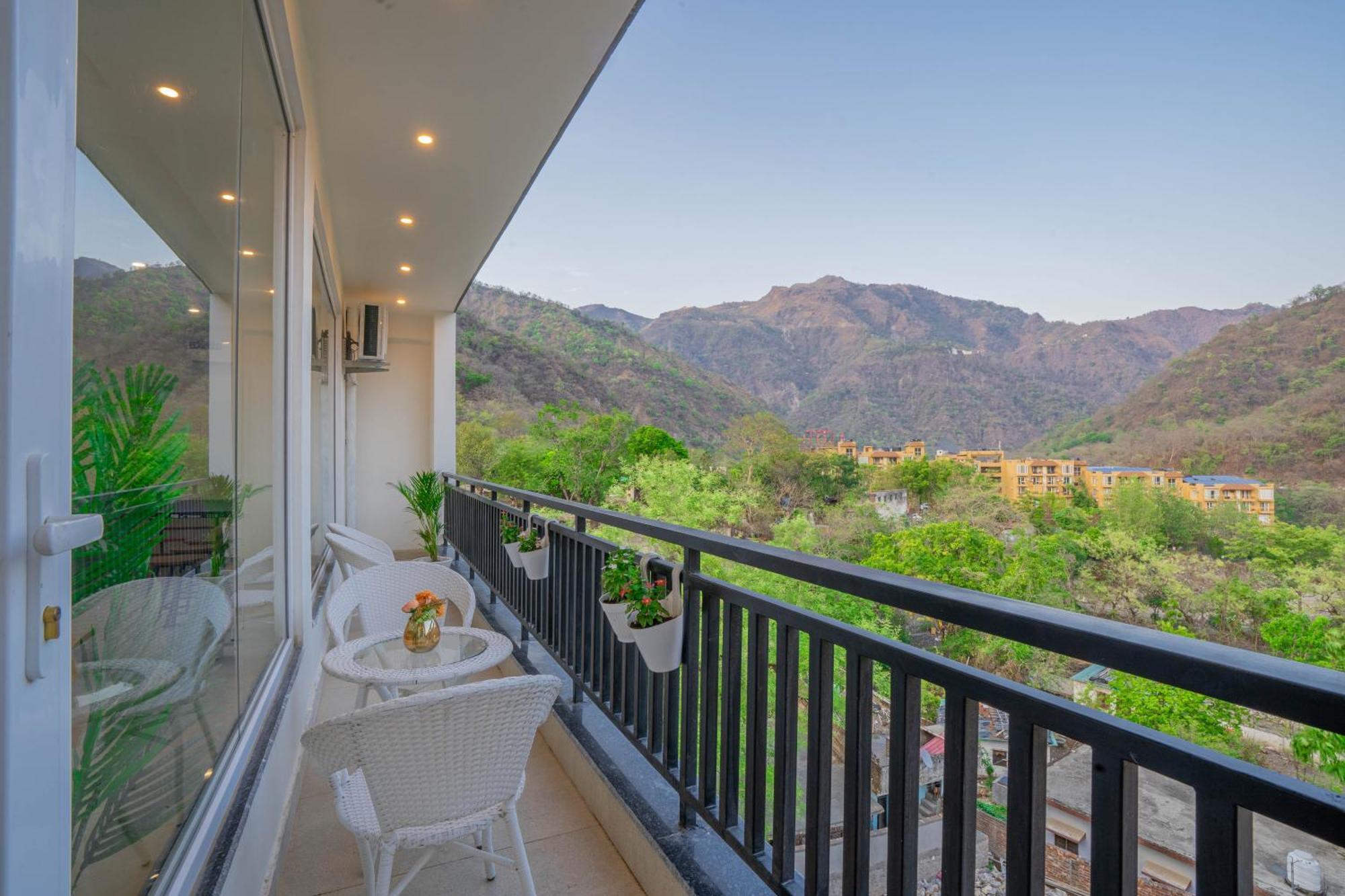 Perfectstayz Alpine Near Laxman Jhula Rishīkesh Exterior foto