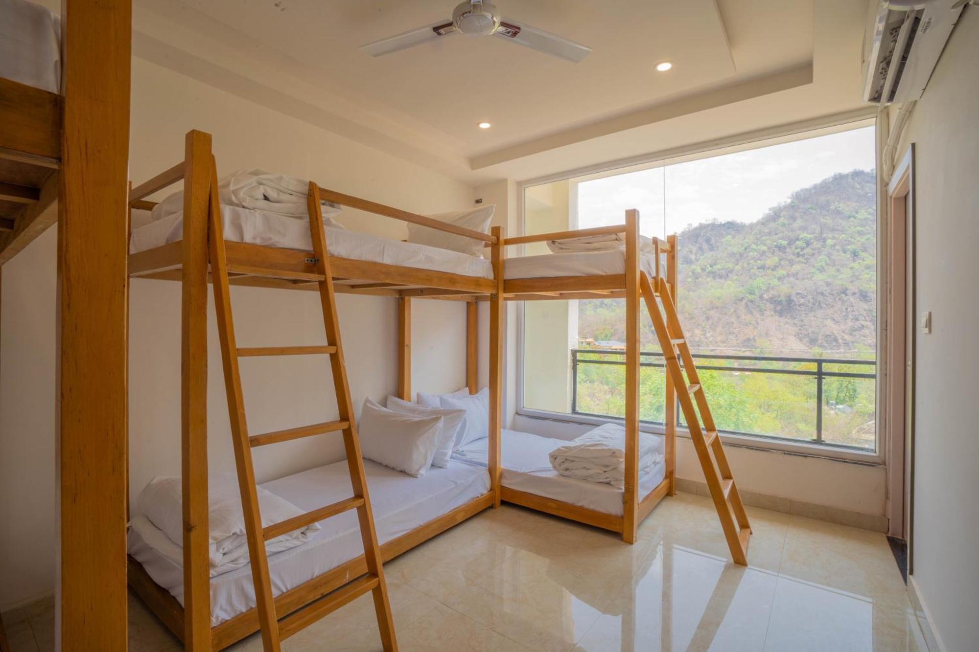 Perfectstayz Alpine Near Laxman Jhula Rishīkesh Exterior foto