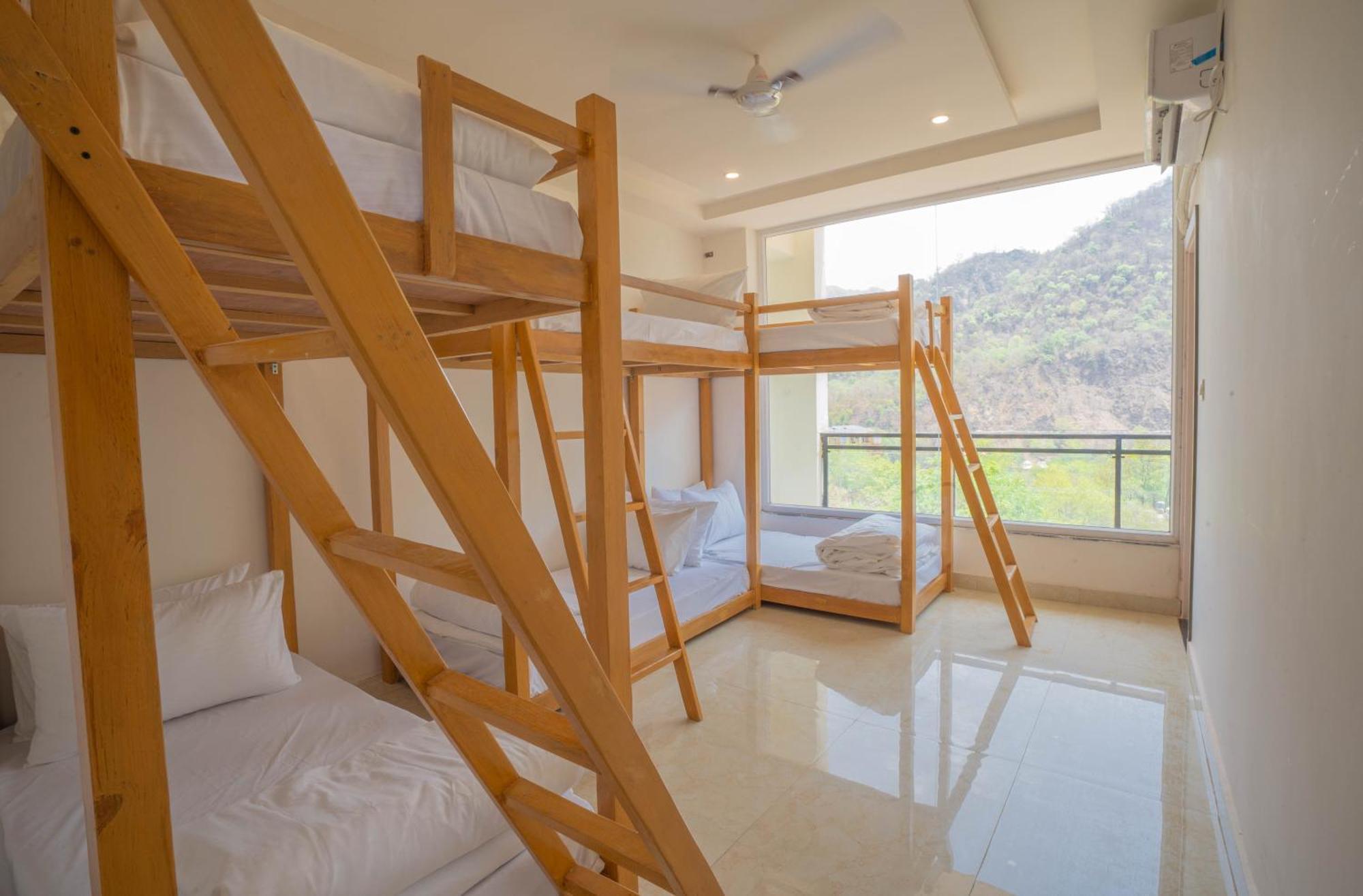 Perfectstayz Alpine Near Laxman Jhula Rishīkesh Exterior foto