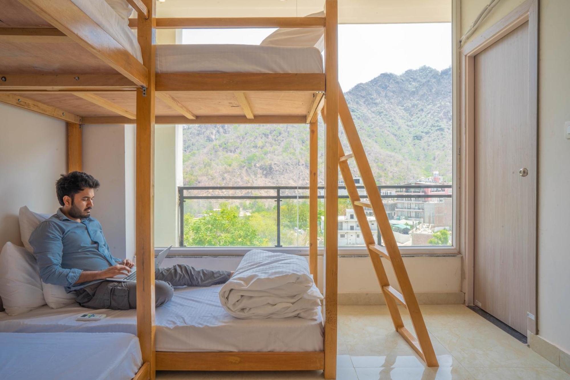 Perfectstayz Alpine Near Laxman Jhula Rishīkesh Exterior foto