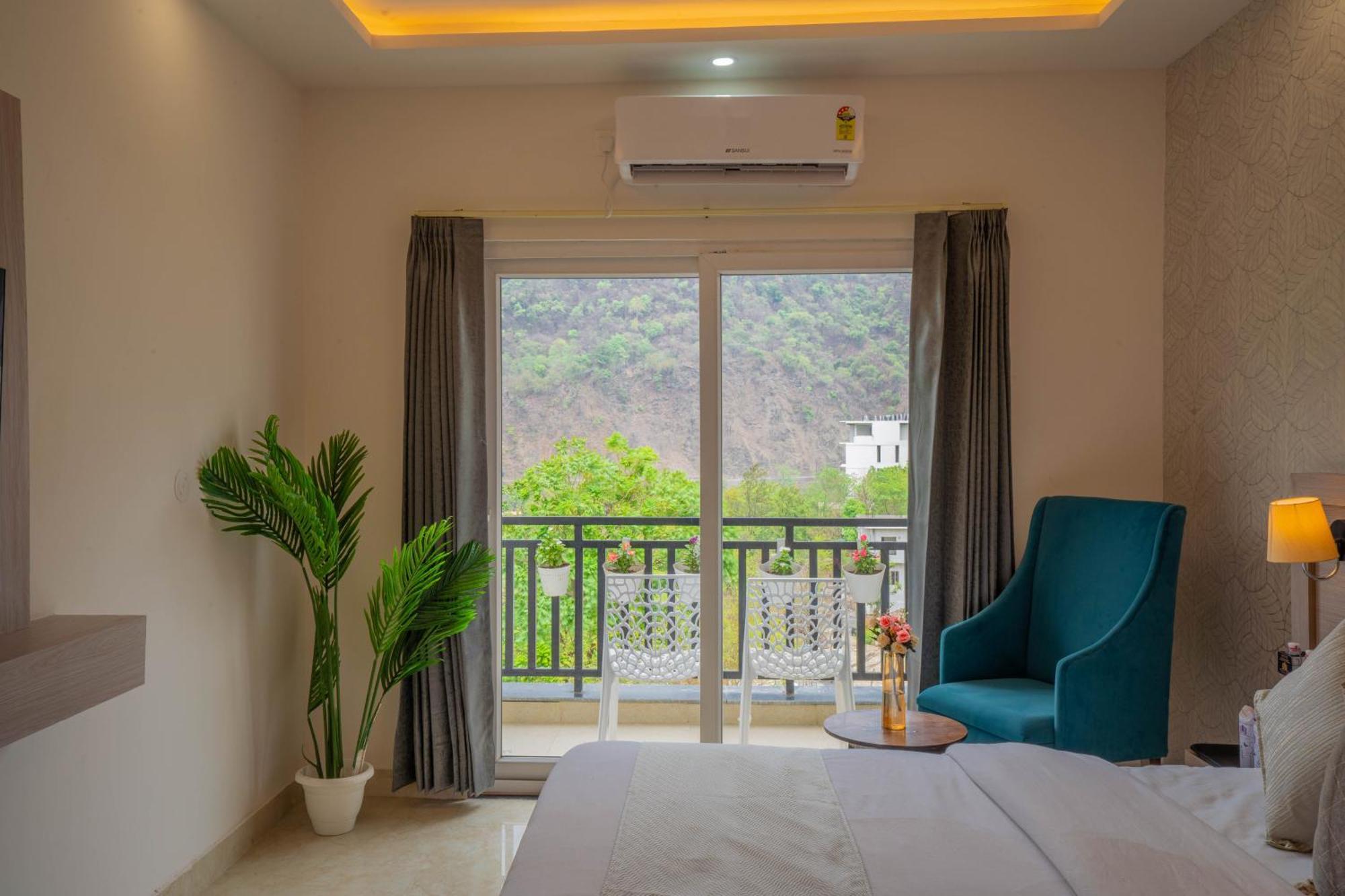 Perfectstayz Alpine Near Laxman Jhula Rishīkesh Exterior foto